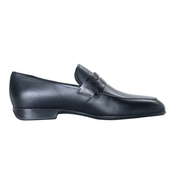 Salvatore Ferragamo \